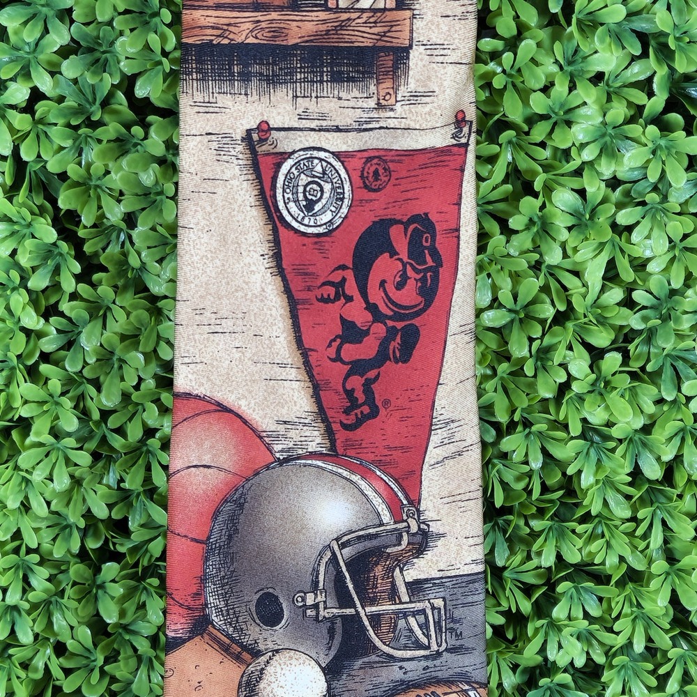 Ohio State Buckeyes Vintage Sports Collage Necktie Tan Red Brutus Buckeye NCAA